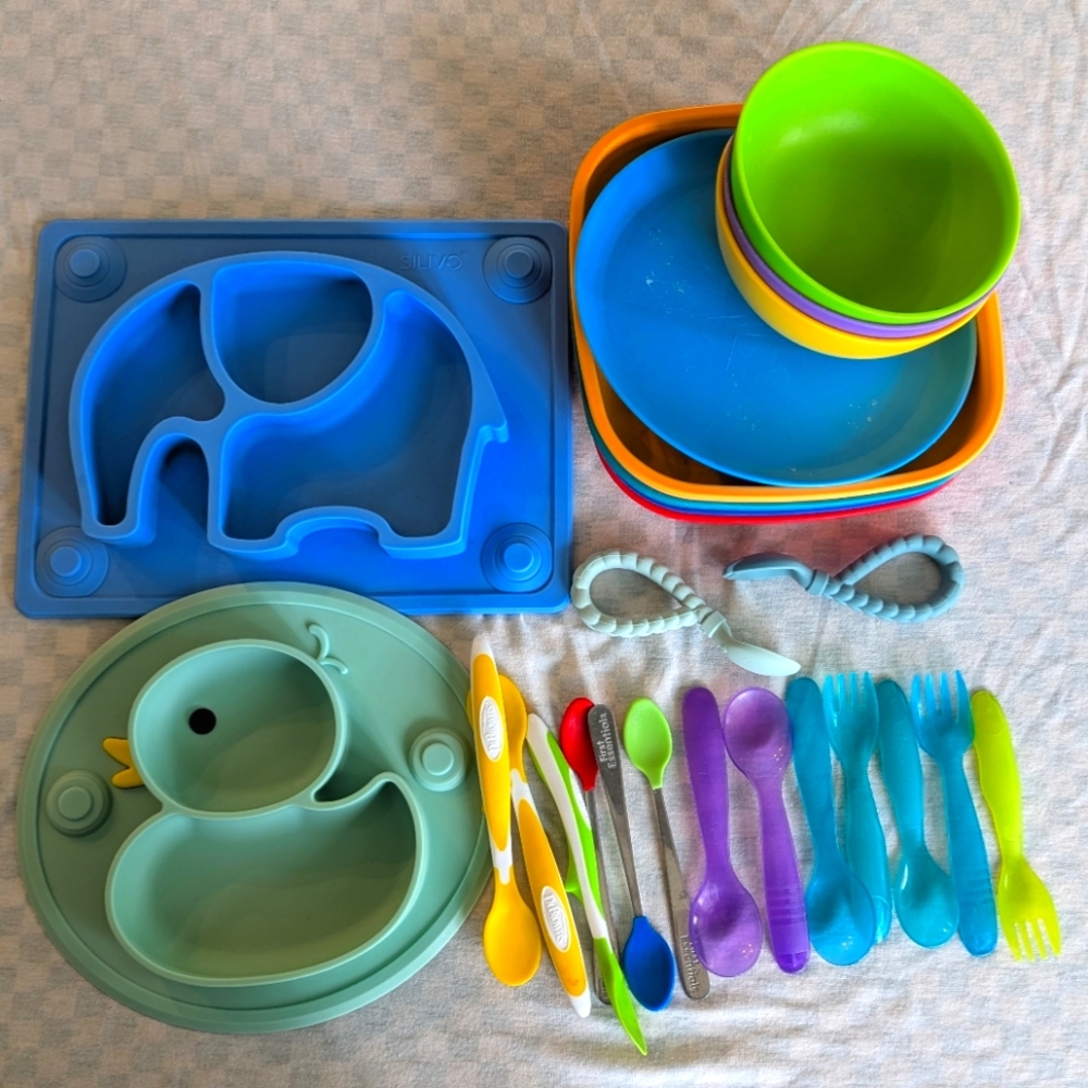 ❌SOLD❌ Baby Plates & Utensils Set